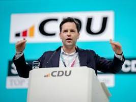 Reform der Altersversorgung : JU-Vorsitzender will auch bei Beamtenpensionen sparen